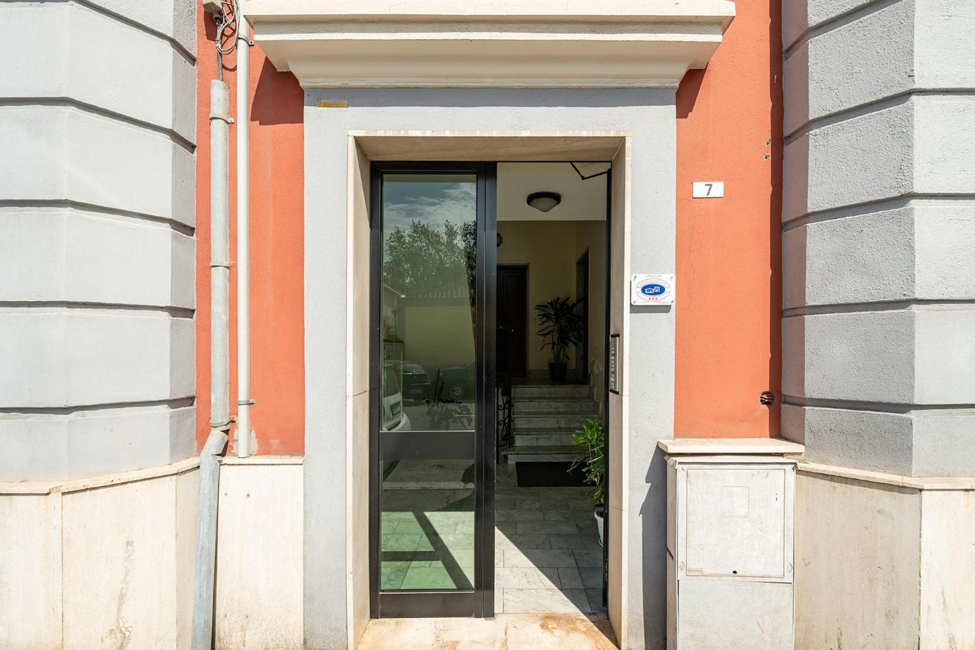 La Plaia Suites Cagliari Bagian luar foto